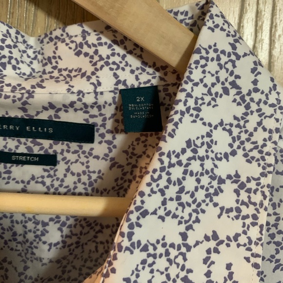 2XL Perry Ellis Button Down - Picture 4 of 4